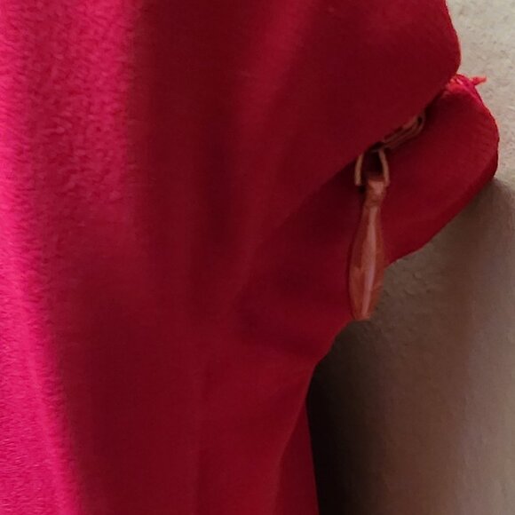 Woman's‎ Classic Long Evening Dress - Red, Size 6 - Homecoming, Wedding - Picture 8 of 9